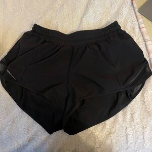 Lululemon hotty hot 2.5”